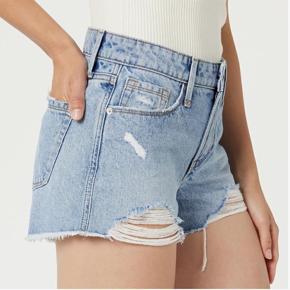The Drop Women's Arin Distressed Denim Short New